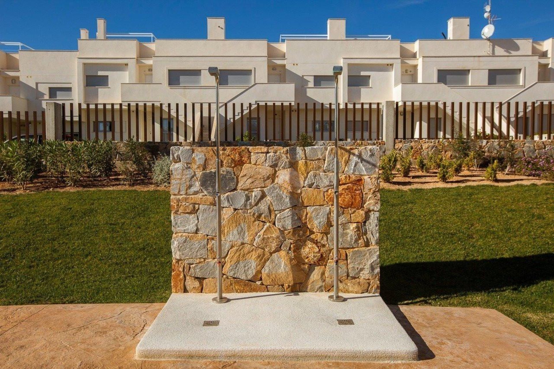 Obra nueva - Buhardilla -
Jacarilla - Comunidad valenciana