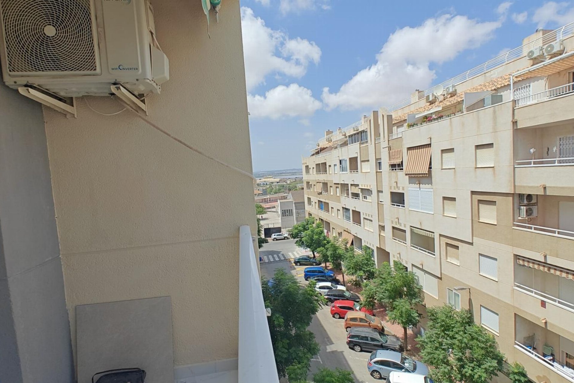 Odsprzedaż - Apartamento -
Torrevieja - Acequion