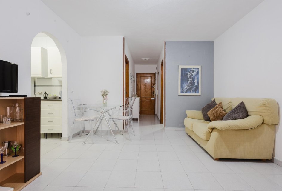 Odsprzedaż - Apartamento -
Torrevieja - Playa de La Acequion