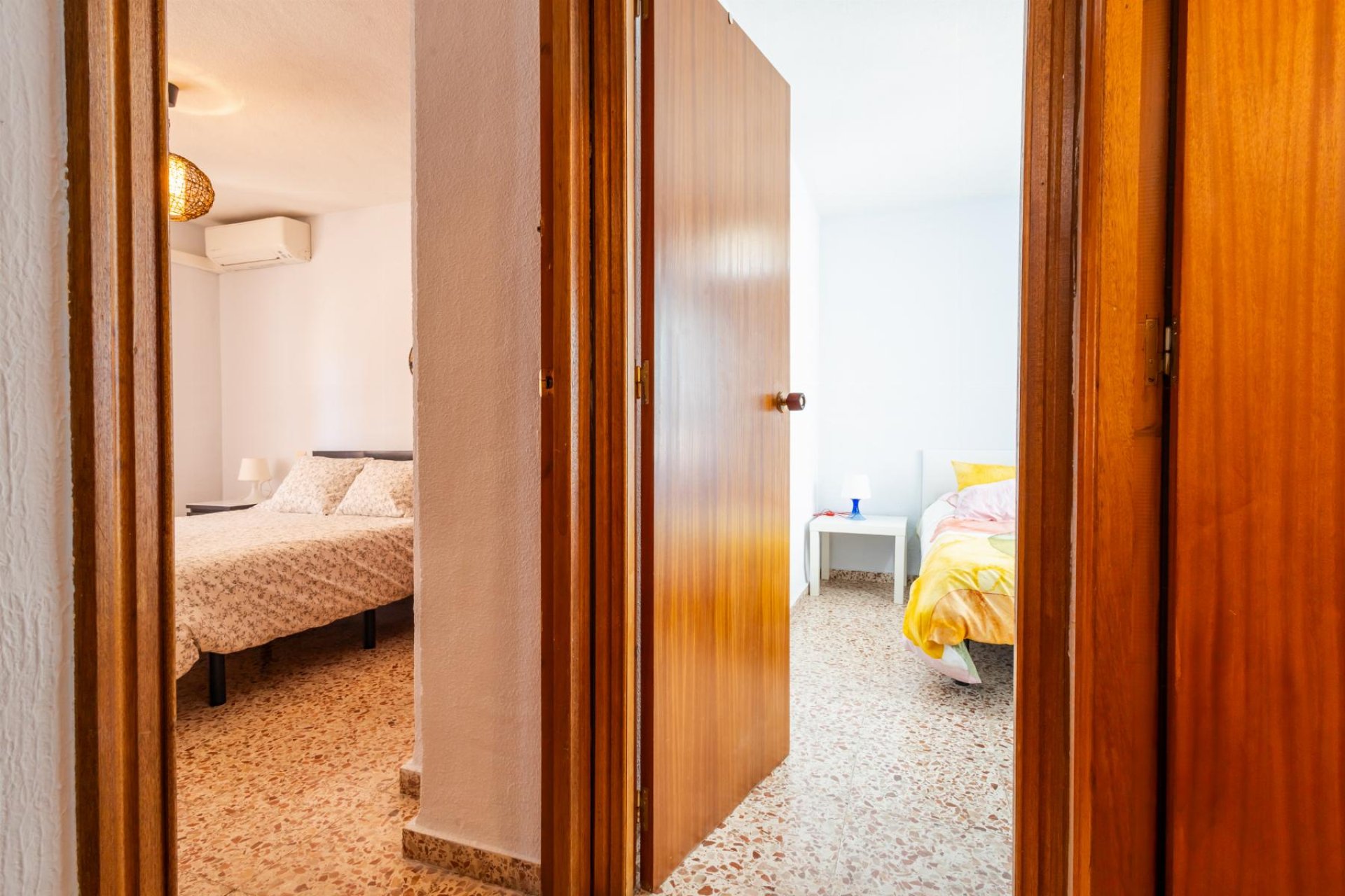 Odsprzedaż - Apartamento -
Torrevieja - Playa de los Naufragos