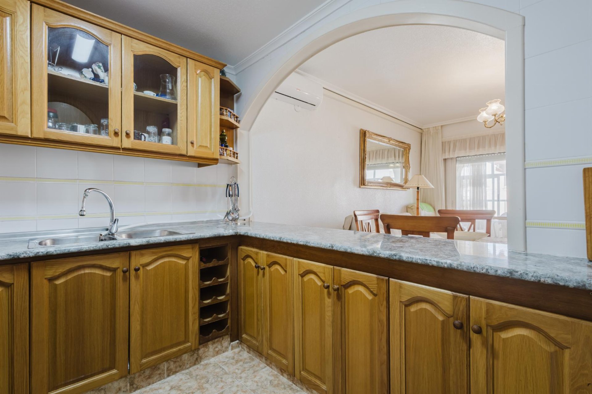 Odsprzedaż - Apartamento -
Torrevieja - Playa de los Naufragos