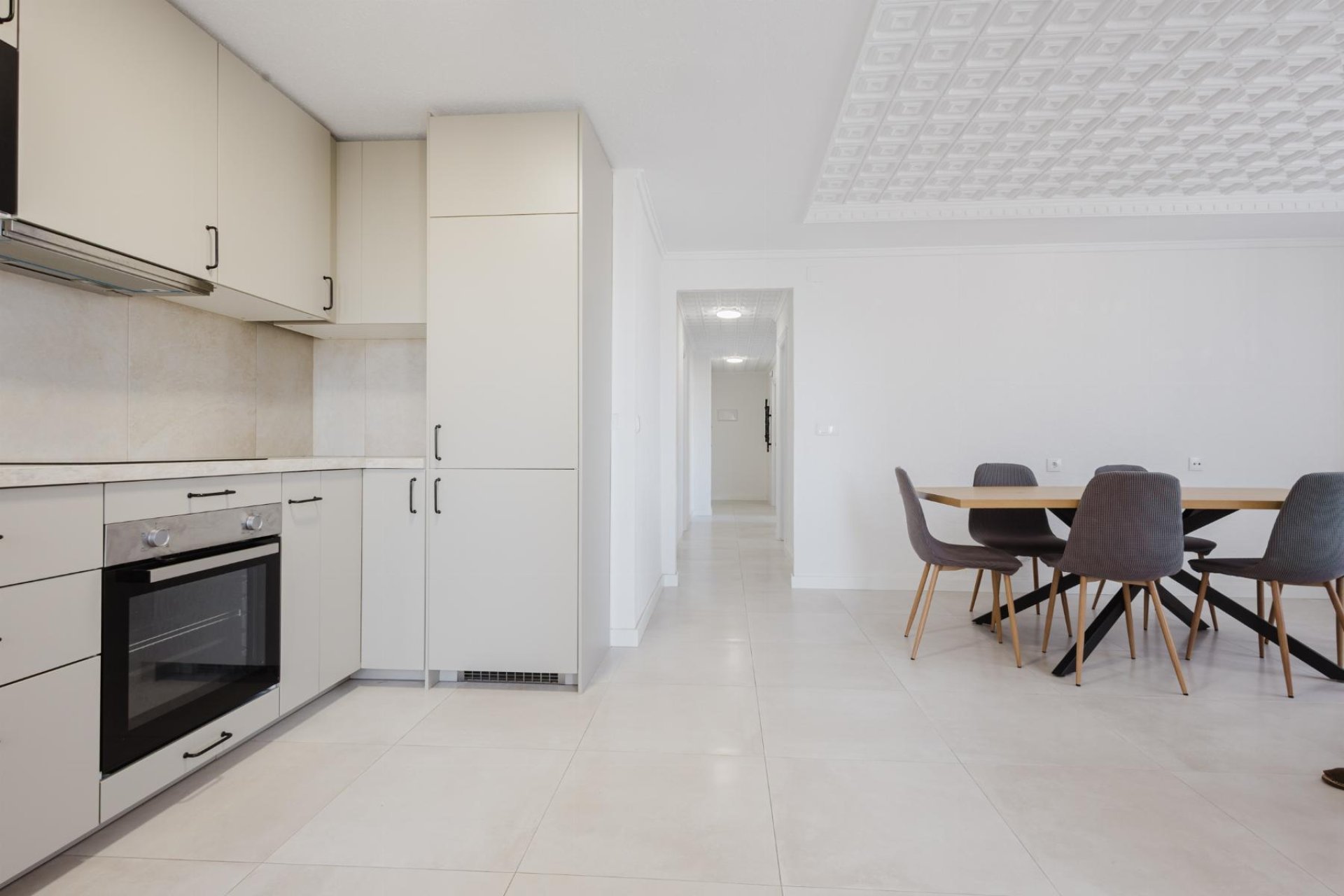 Odsprzedaż - Apartamento -
Torrevieja - Playa del Acequión