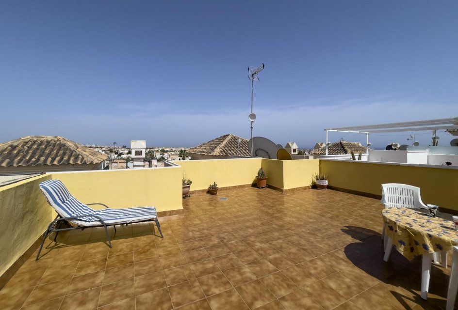 Odsprzedaż - Buhardilla -
Orihuela Costa - La Florida