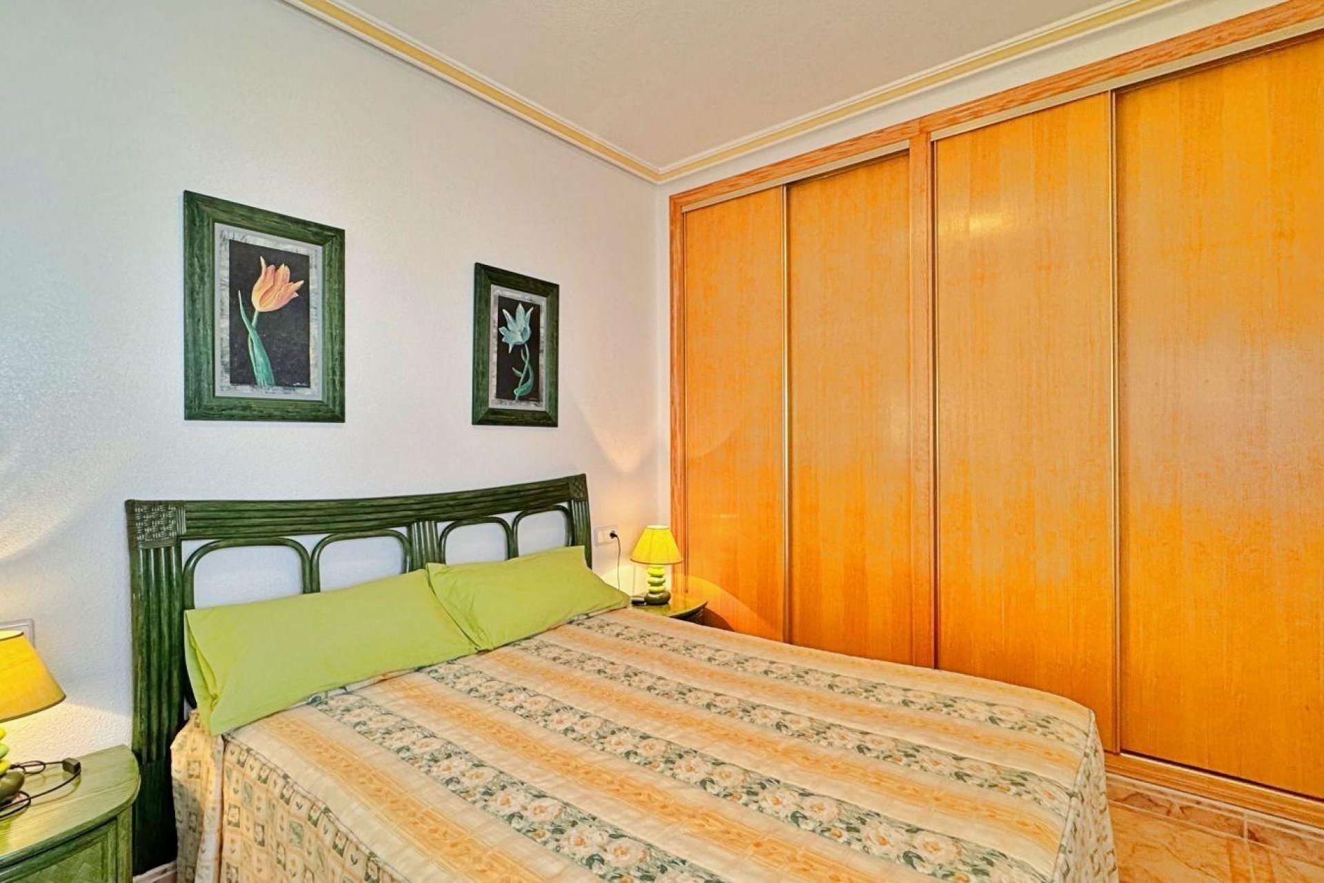 Odsprzedaż - Buhardilla -
Orihuela Costa - La Zenia
