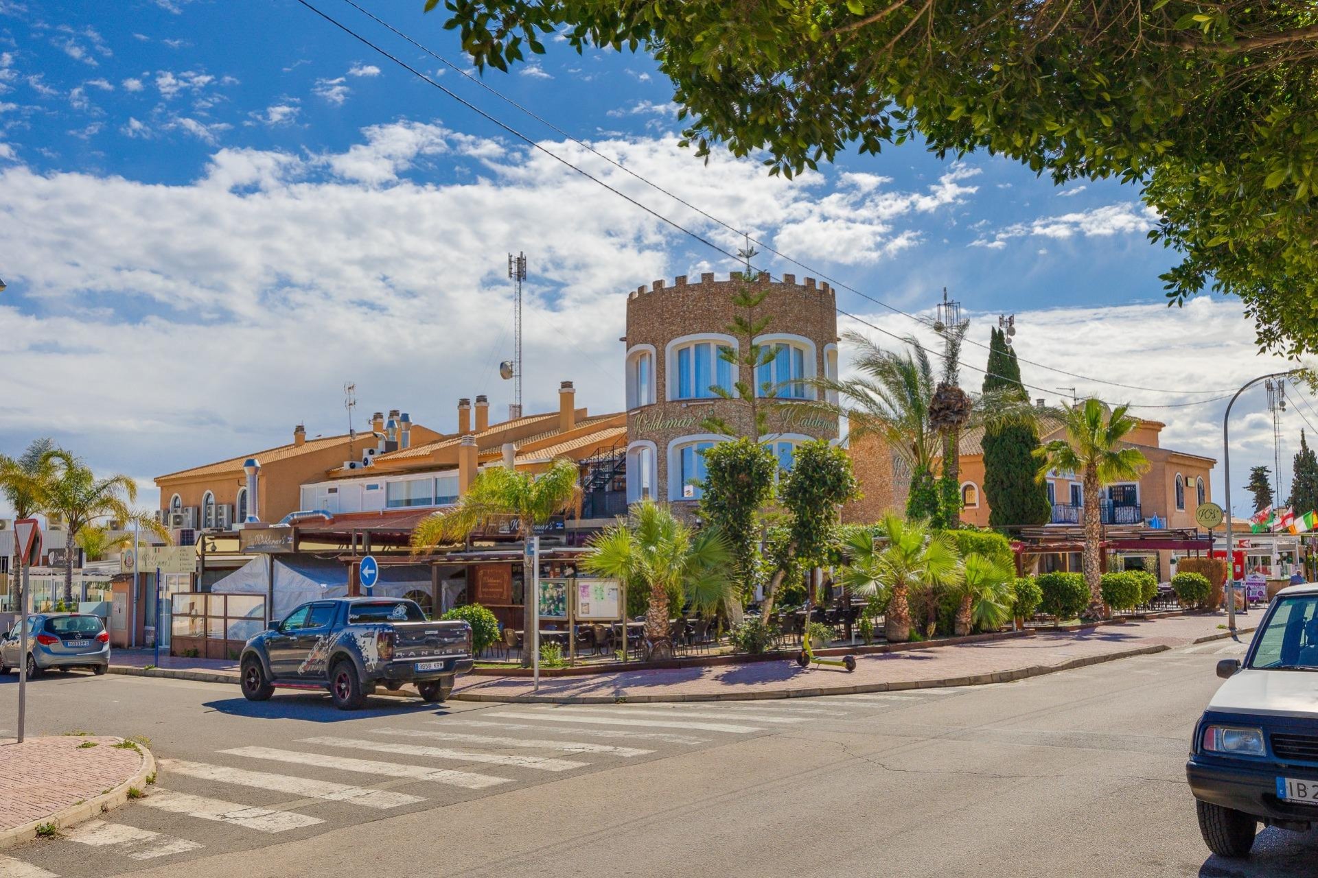 Odsprzedaż - Bungalow -
Orihuela Costa - Los Almendros-La Florida