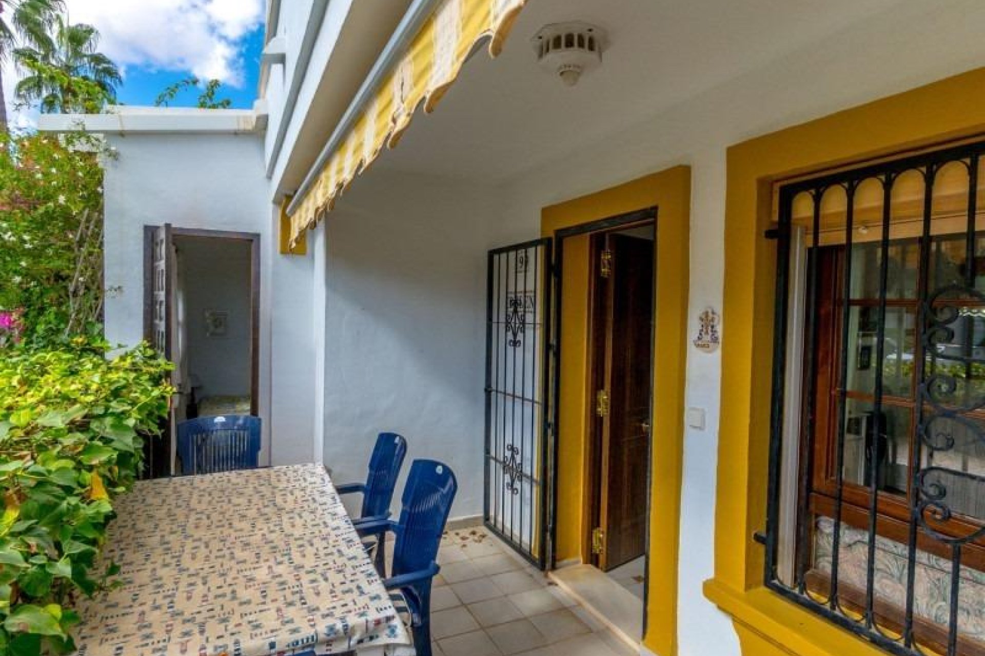 Odsprzedaż - Bungalow -
Orihuela Costa - Los Dolses