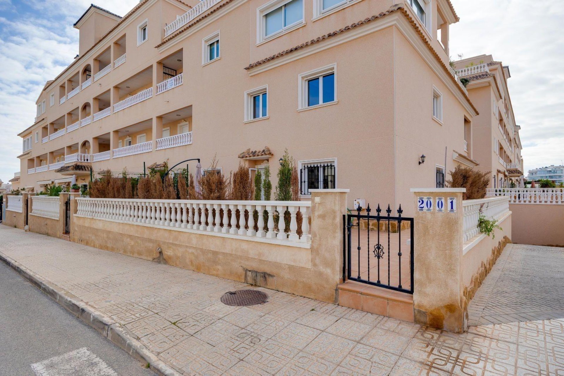 Odsprzedaż - Bungalow -
Orihuela Costa - Playa Flamenca