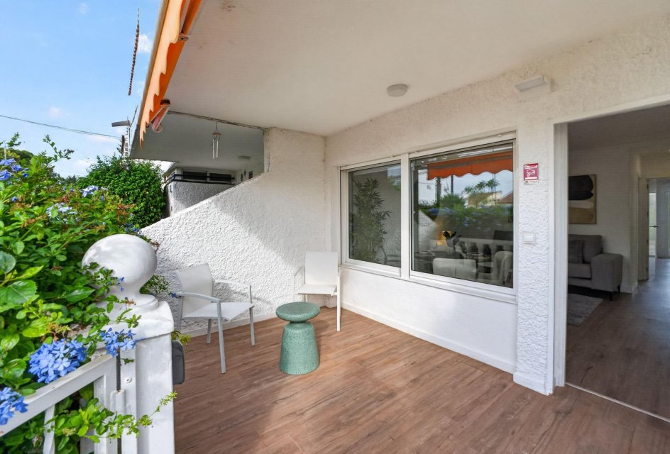 Odsprzedaż - Bungalow -
Orihuela Costa - Villamartín-Las Filipinas