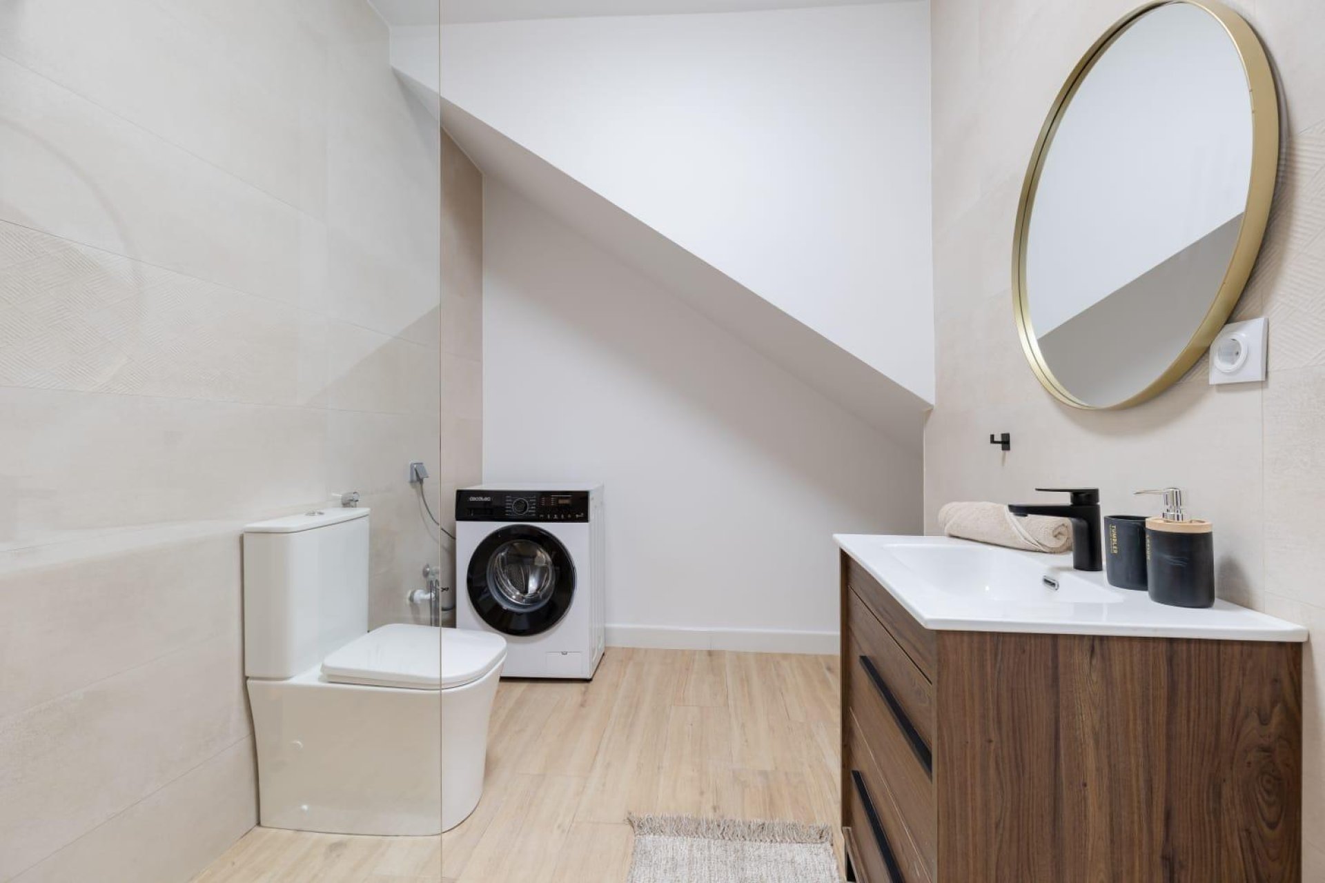 Odsprzedaż - Bungalow -
Torrevieja - Centro - Muelle Pesquero