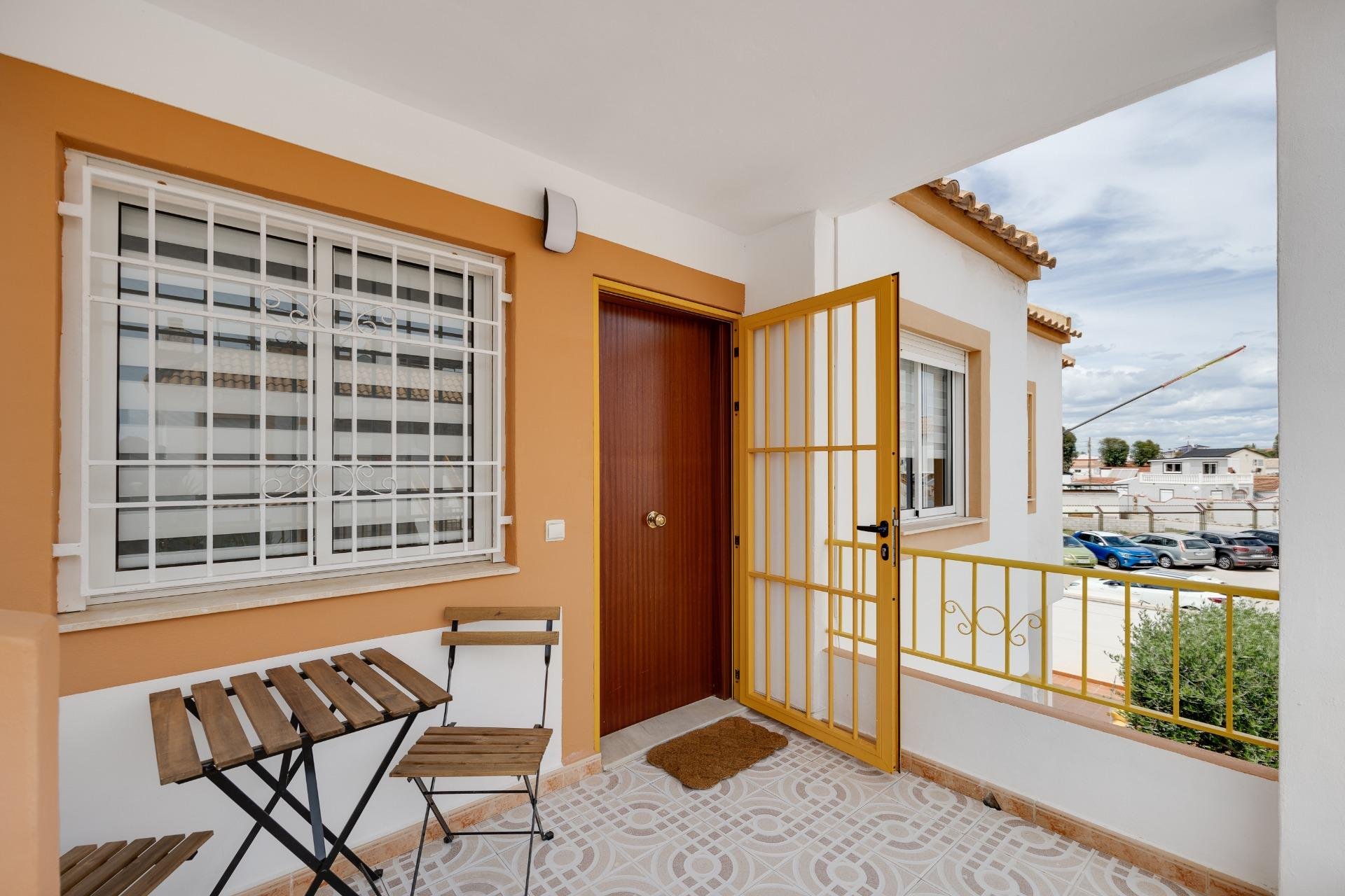 Odsprzedaż - Bungalow -
Torrevieja - Parque de Las Naciones