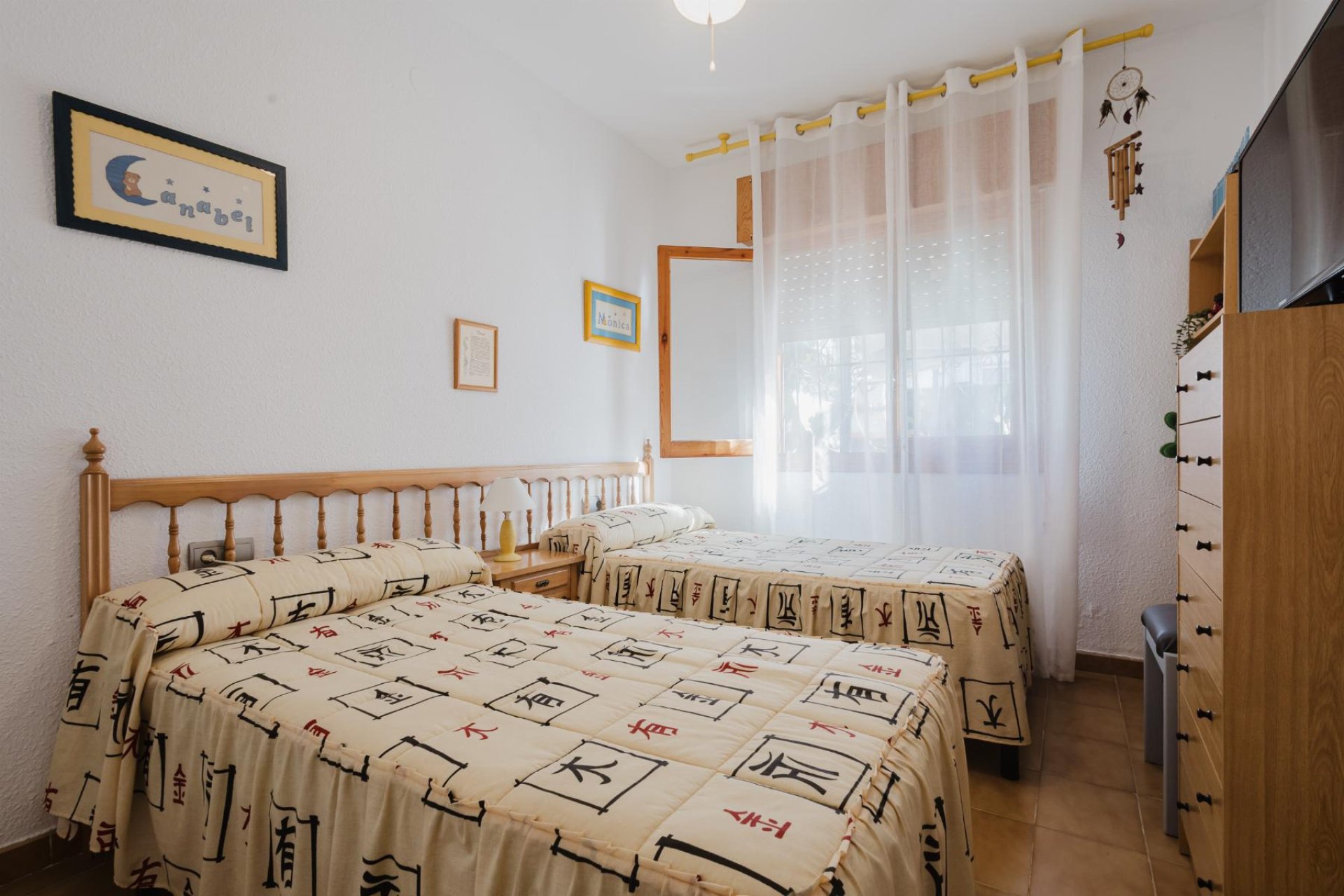 Odsprzedaż - Bungalow -
Torrevieja - Playa de los Naufragos
