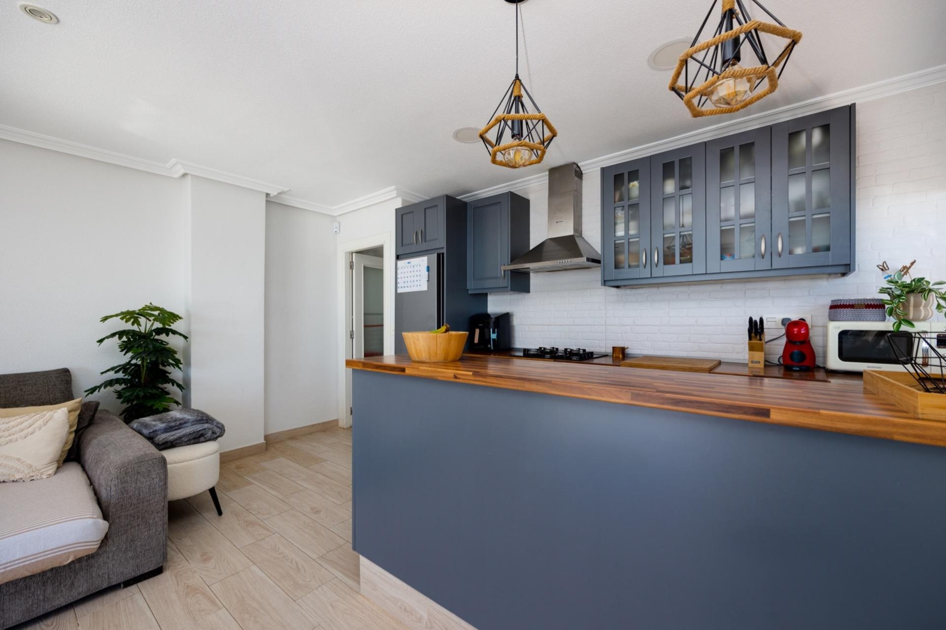 Odsprzedaż - Bungalow -
Torrevieja - Playa de los Naufragos