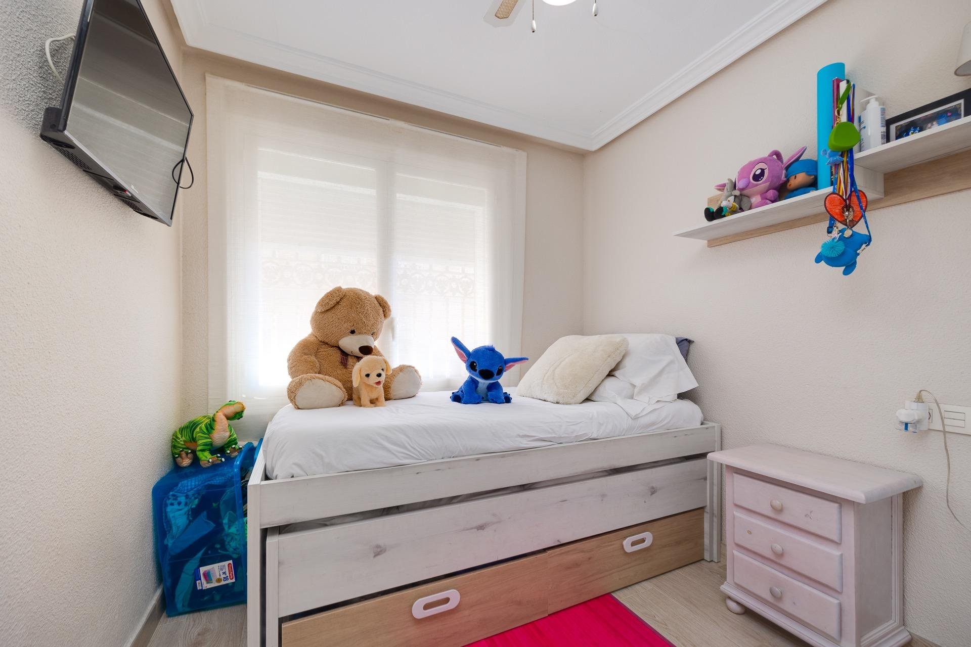 Odsprzedaż - Bungalow -
Torrevieja - Playa de los Naufragos