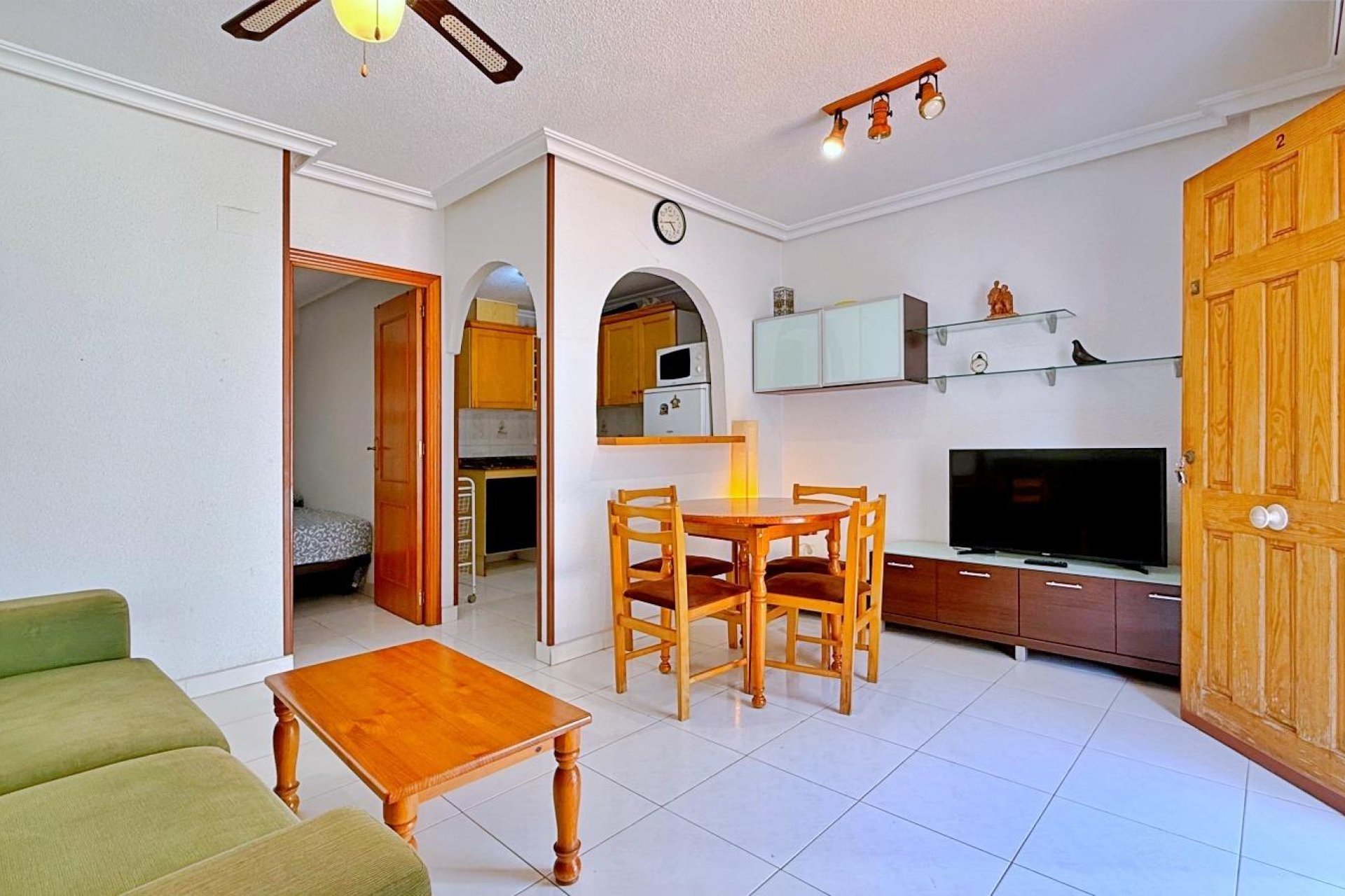 Odsprzedaż - Bungalow -
Torrevieja - Punta prima