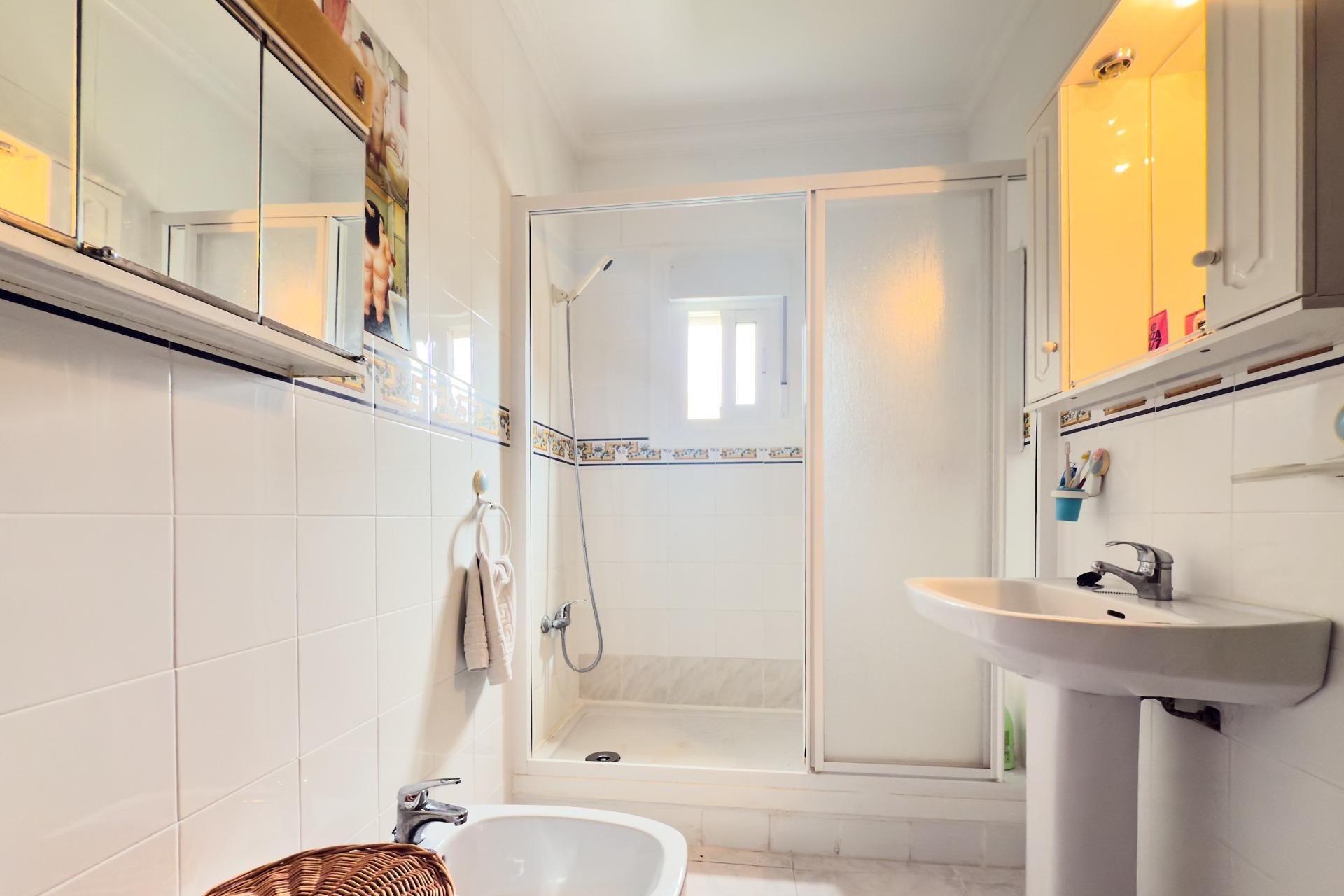 Odsprzedaż - Bungalow -
Torrevieja - Torreblanca