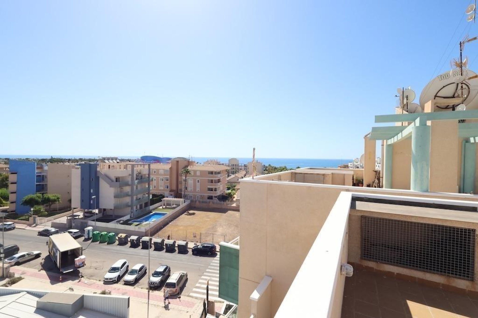 Odsprzedaż - Daszek -
Orihuela Costa - Cabo Roig