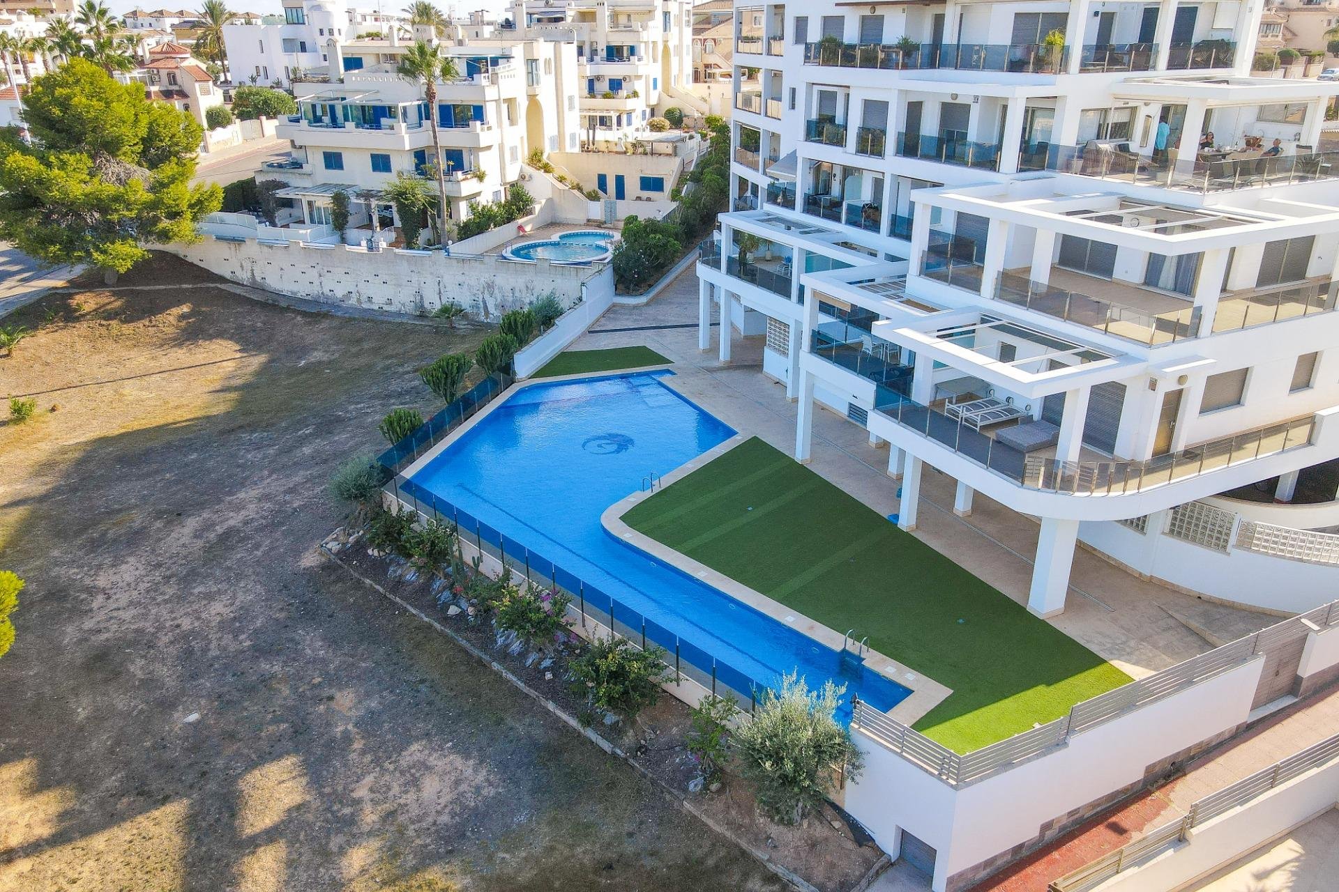 Odsprzedaż - Daszek -
Orihuela Costa - La Zenia