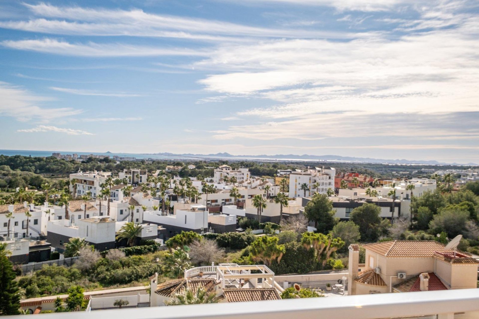 Odsprzedaż - Daszek -
Orihuela Costa - Las Filipinas