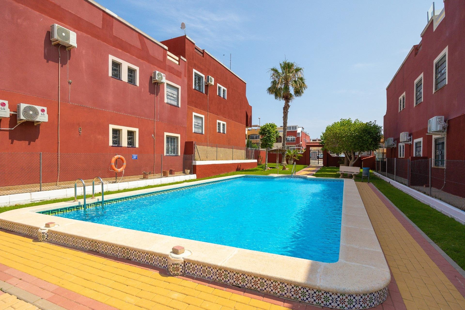 Odsprzedaż - Daszek -
Orihuela Costa - Los Altos