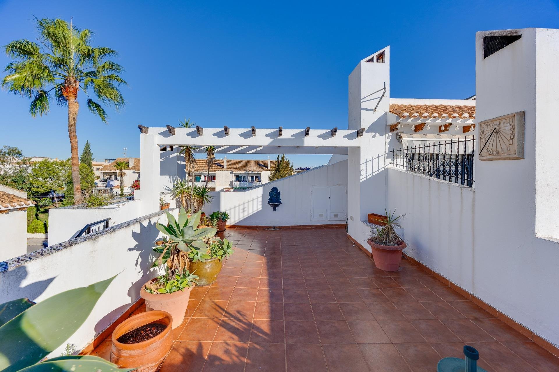 Odsprzedaż - Daszek -
Orihuela Costa - Villamartín-Las Filipinas