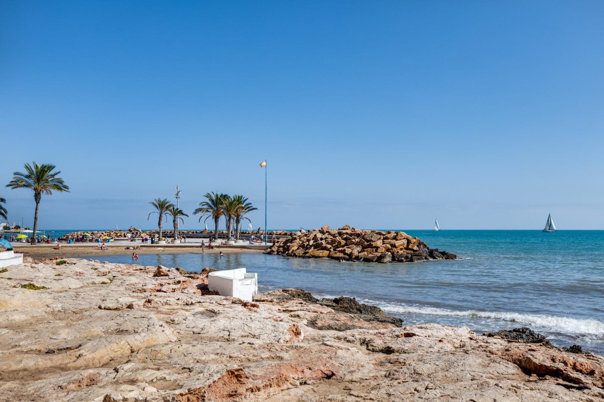Odsprzedaż - Daszek -
Torrevieja - Centro