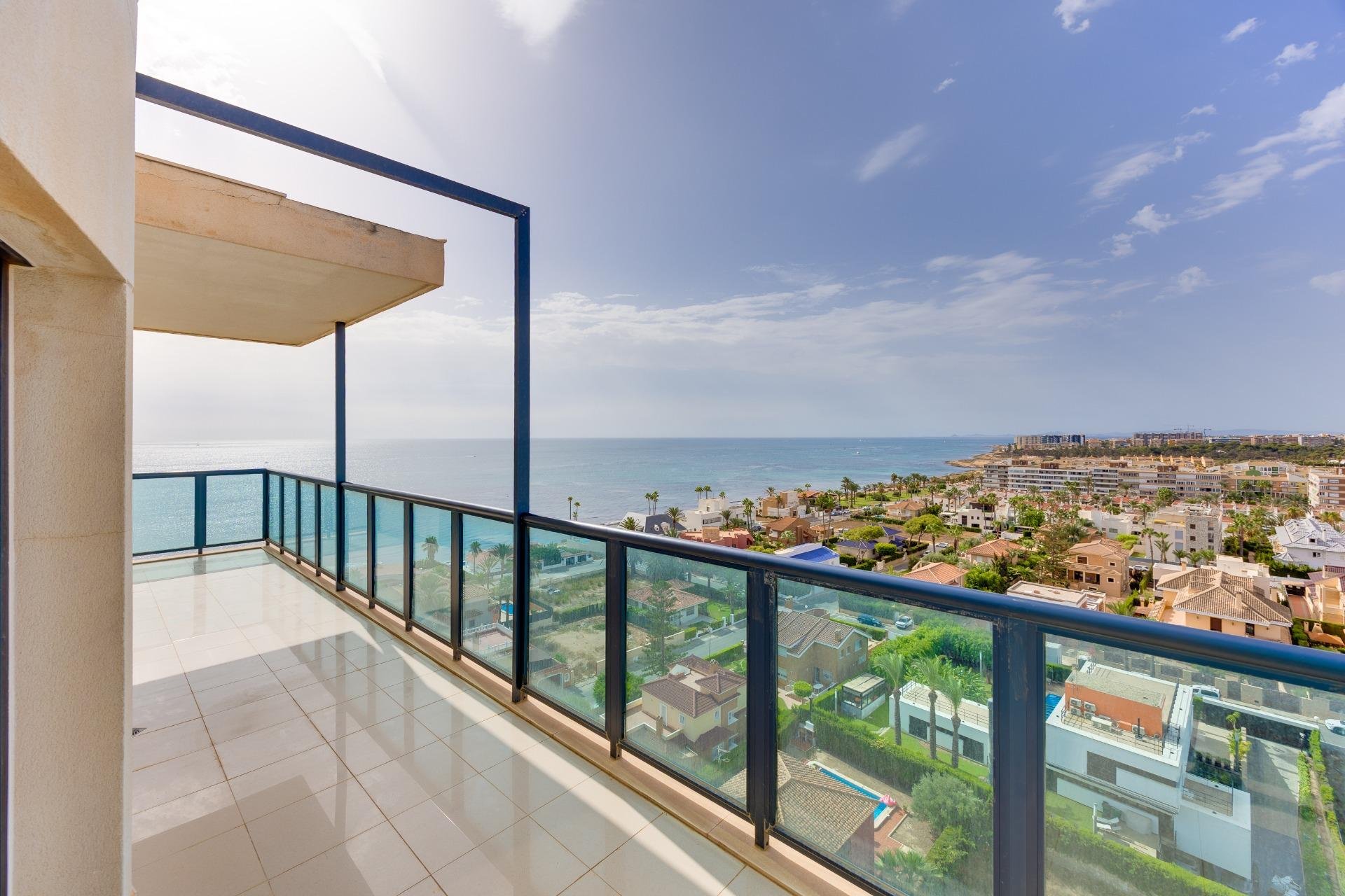 Odsprzedaż - Daszek -
Torrevieja - La Veleta