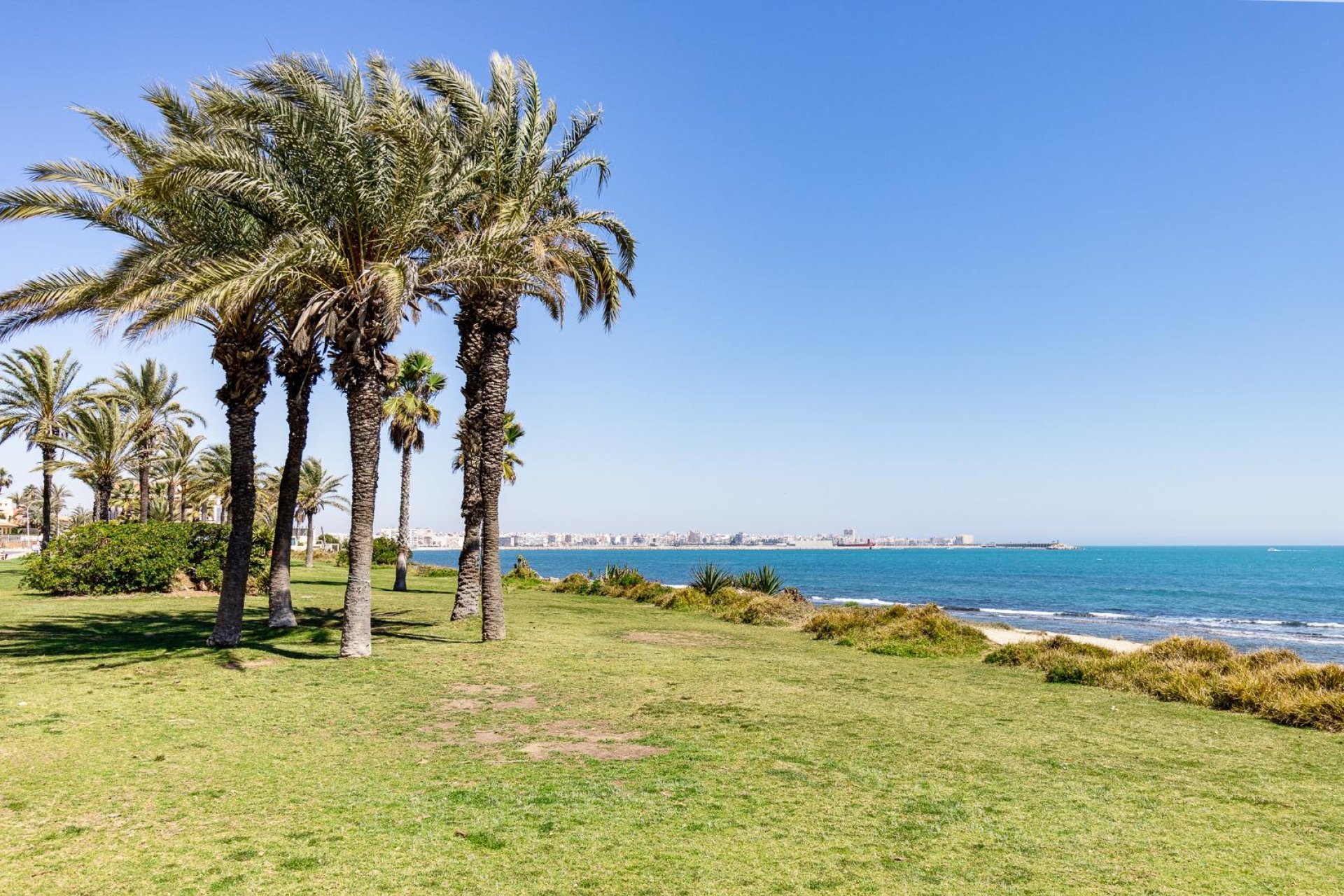 Odsprzedaż - Daszek -
Torrevieja - La Veleta