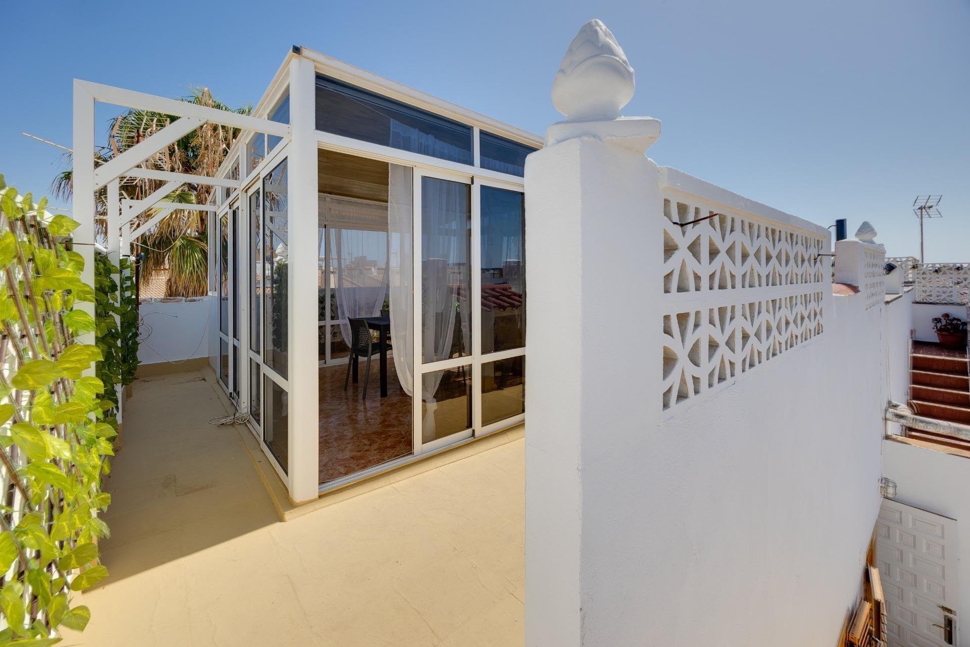 Odsprzedaż - Daszek -
Torrevieja - Los Frutales