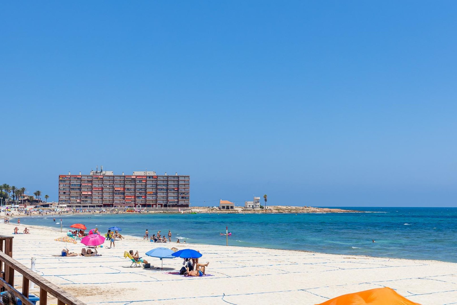 Odsprzedaż - Daszek -
Torrevieja - Playa de los Locos
