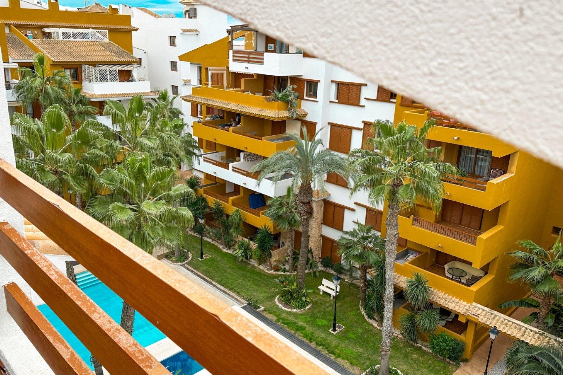 Odsprzedaż - Daszek -
Torrevieja - Punta prima