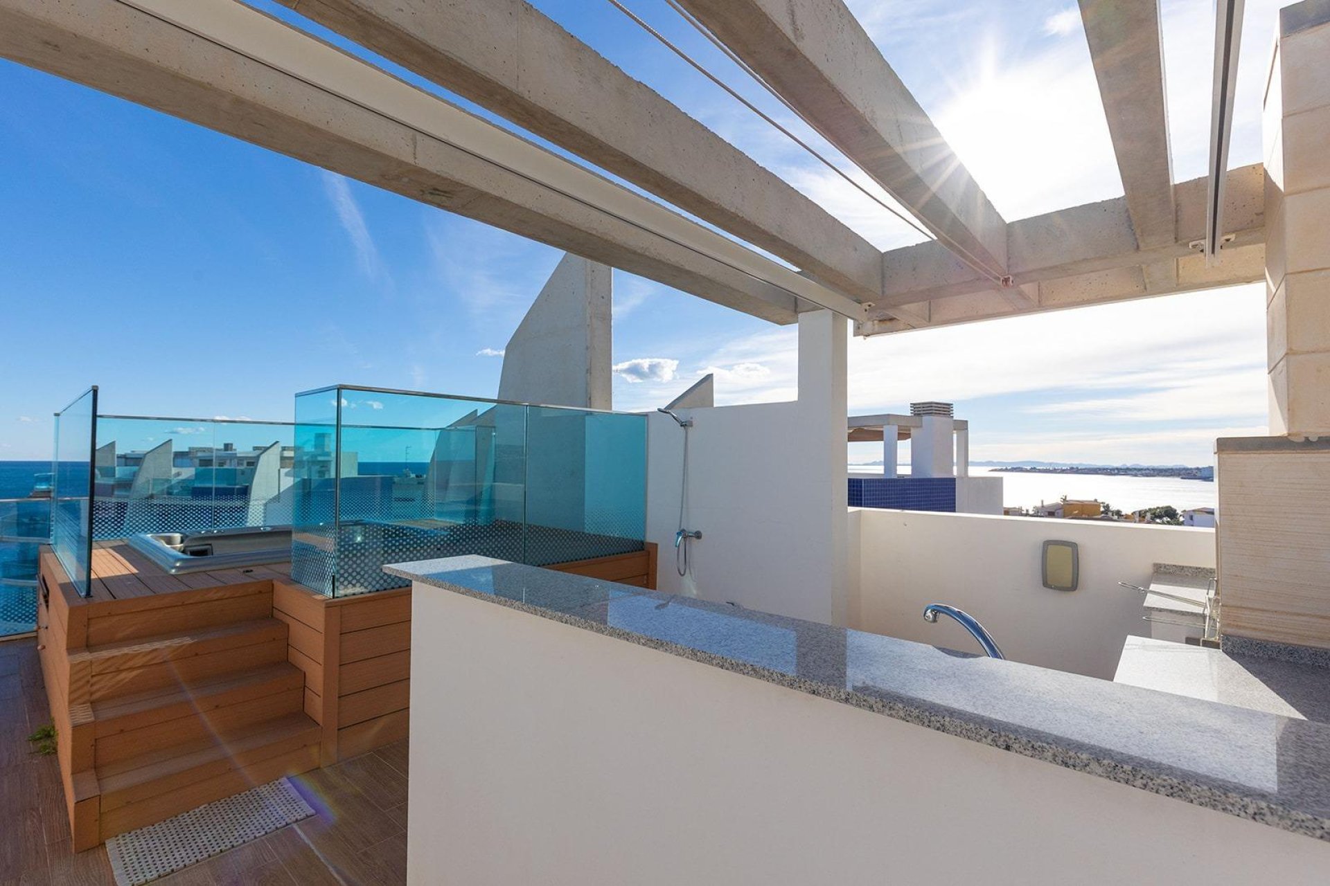 Odsprzedaż - Daszek -
Torrevieja - Punta prima