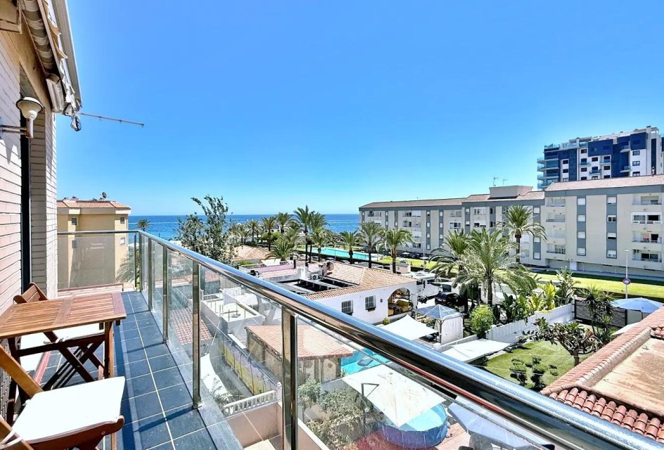 Odsprzedaż - Daszek -
Torrevieja - Punta prima