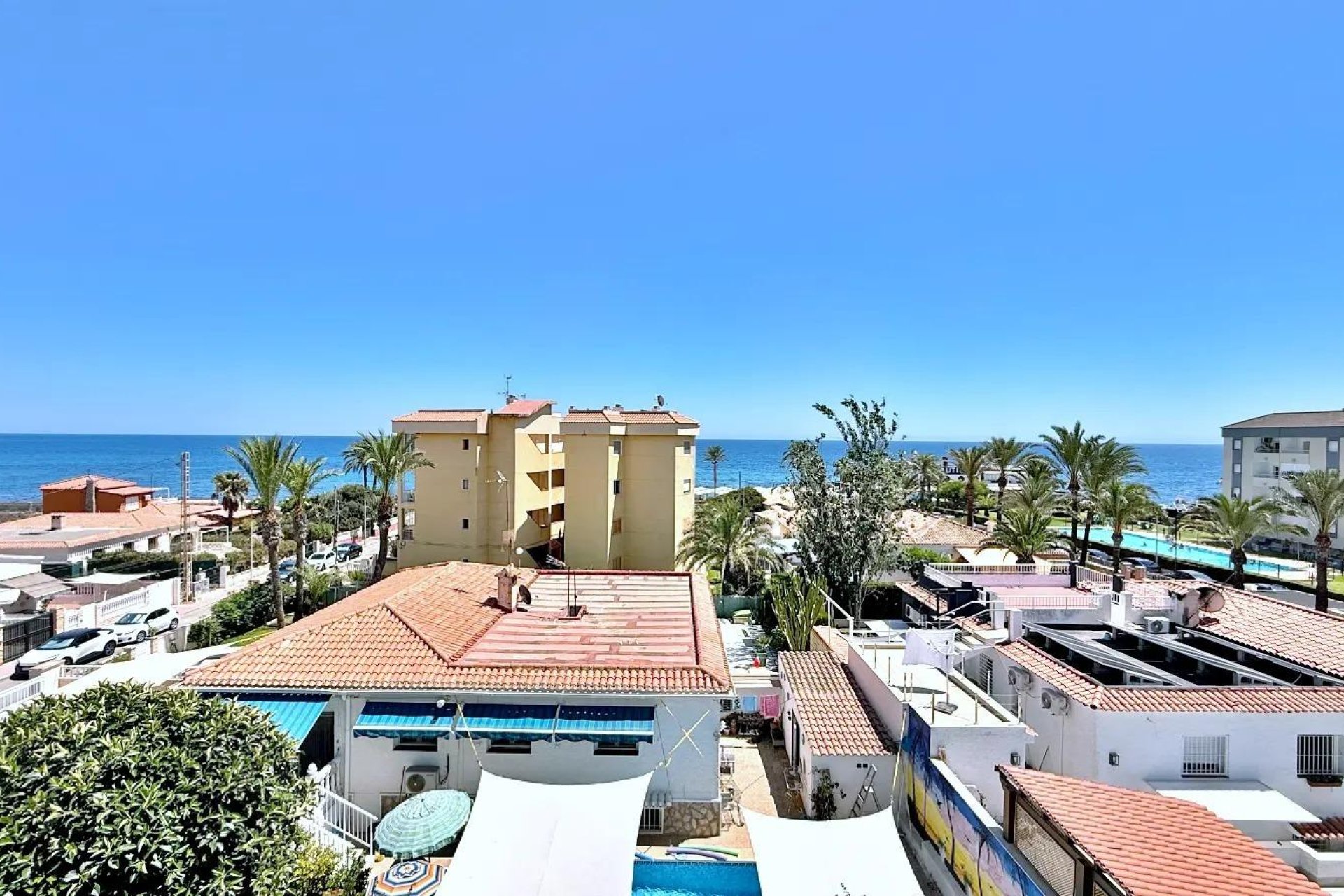 Odsprzedaż - Daszek -
Torrevieja - Punta prima