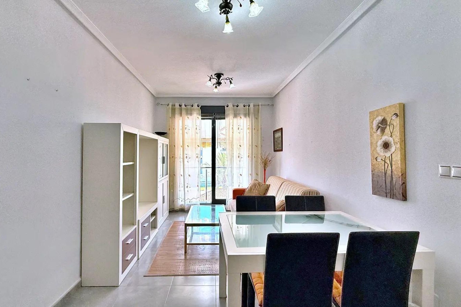 Odsprzedaż - Daszek -
Torrevieja - Punta prima
