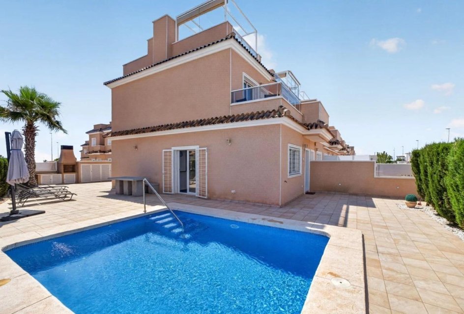 Odsprzedaż - Dupleks -
Orihuela Costa - Campoamor