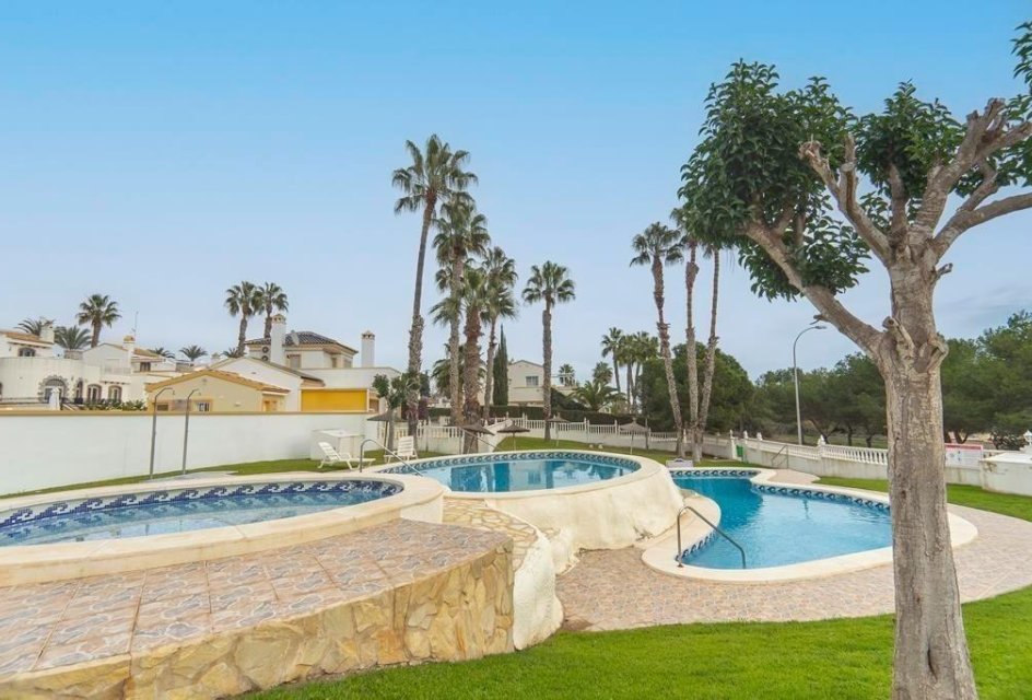 Odsprzedaż - Dupleks -
Orihuela Costa - Villamartín-Las Filipinas