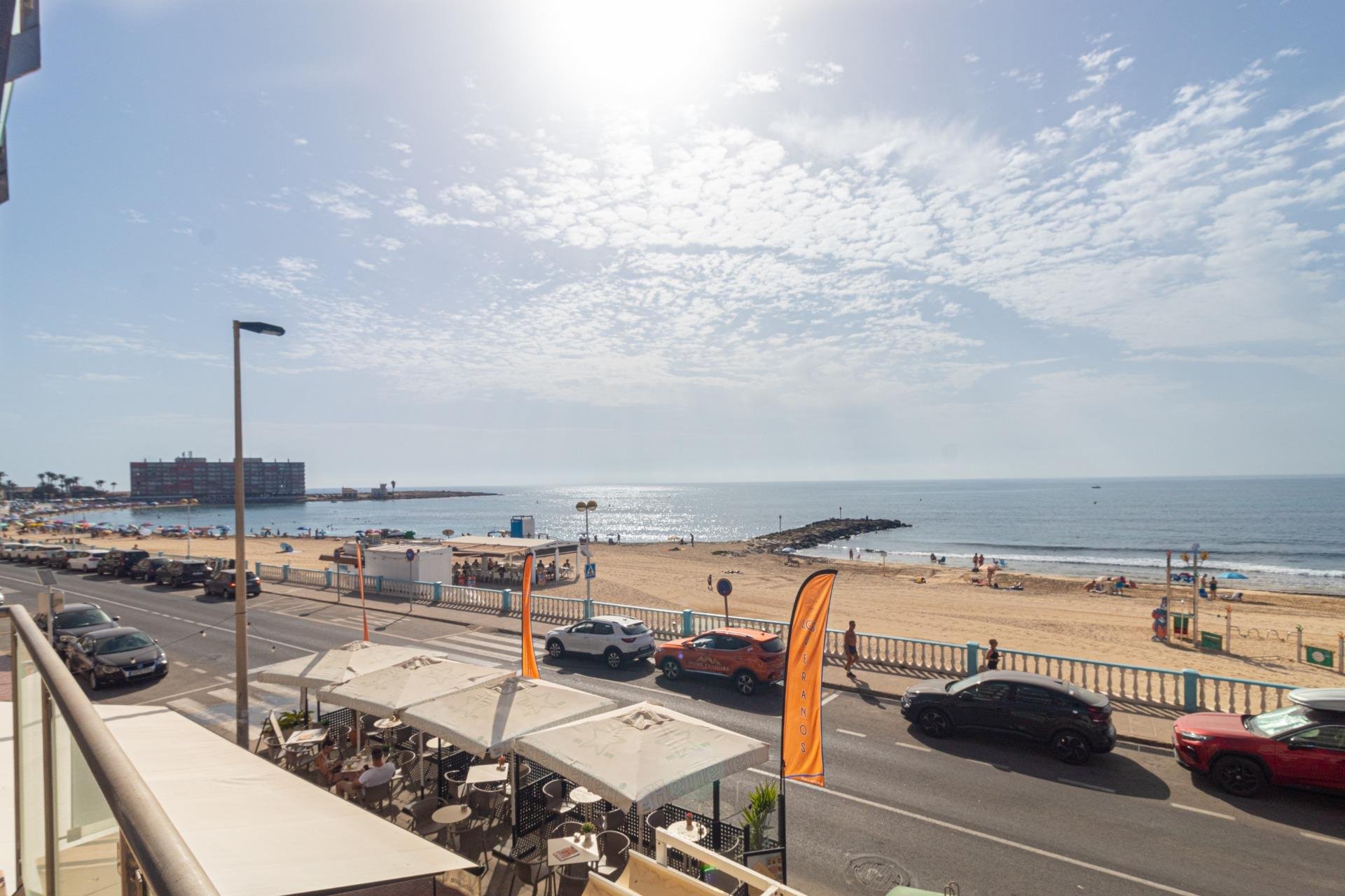 Odsprzedaż - Flat -
Torrevieja - Playa de los locos