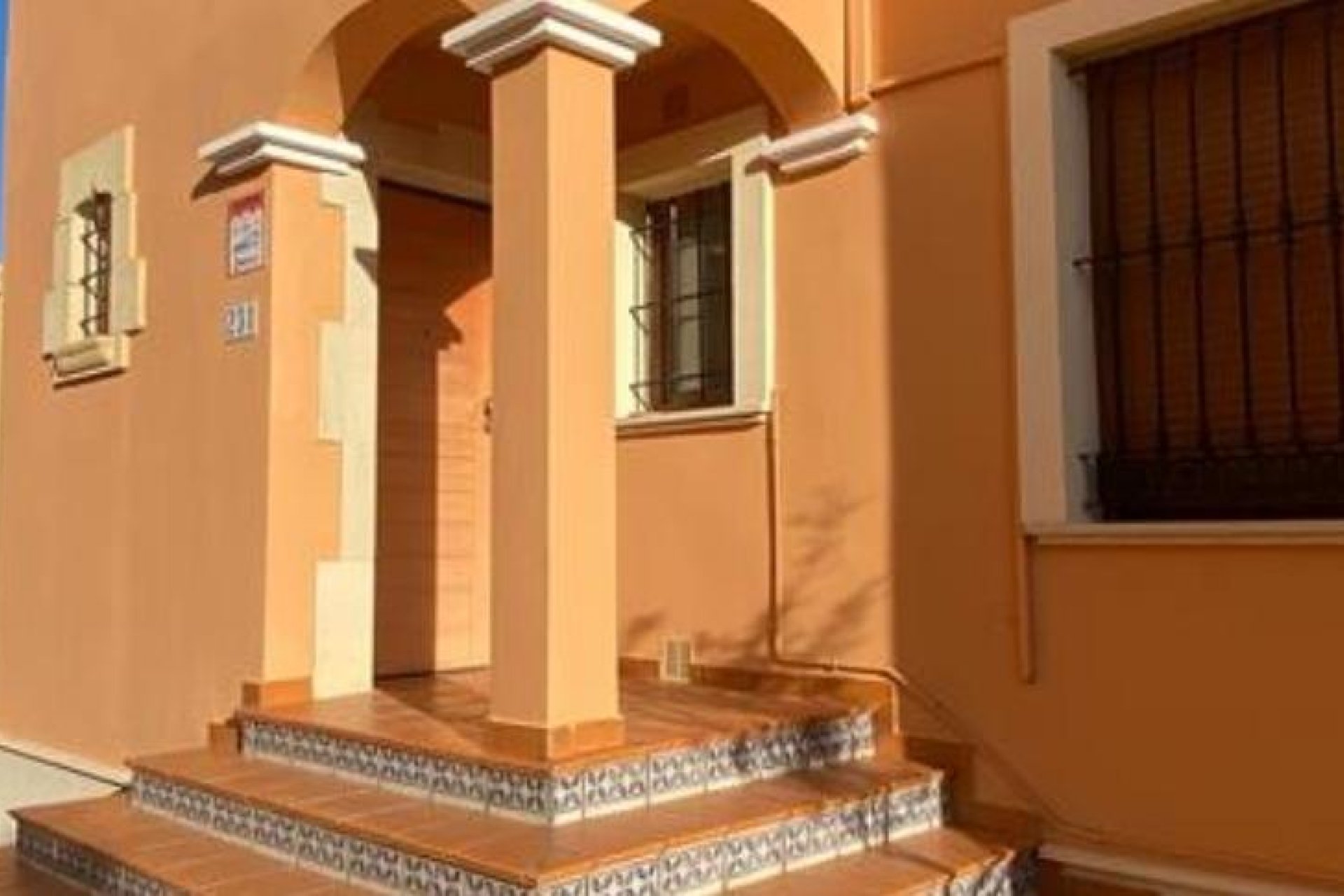 Odsprzedaż - Kamienica -
Algorfa - La finca