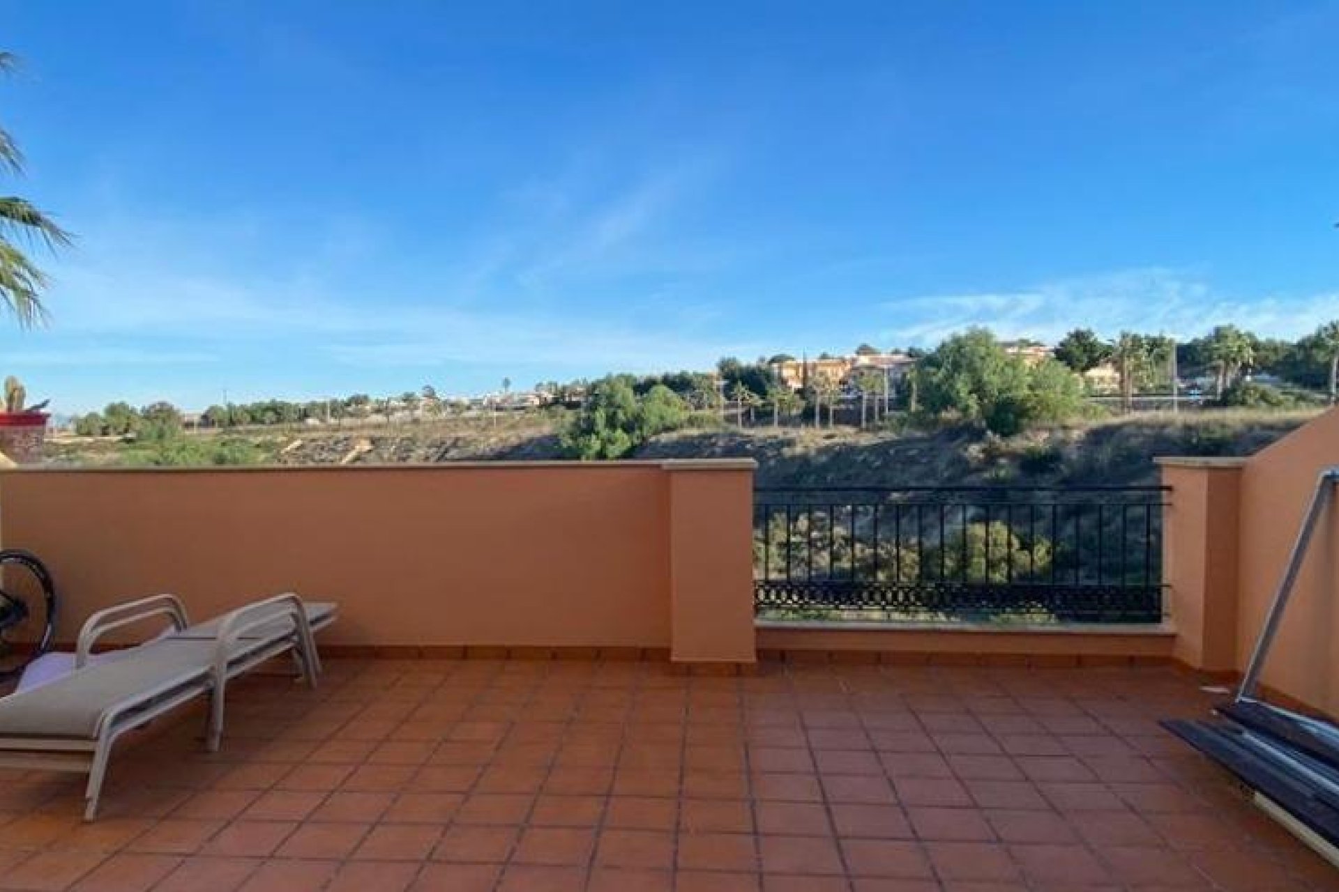 Odsprzedaż - Kamienica -
Algorfa - La finca