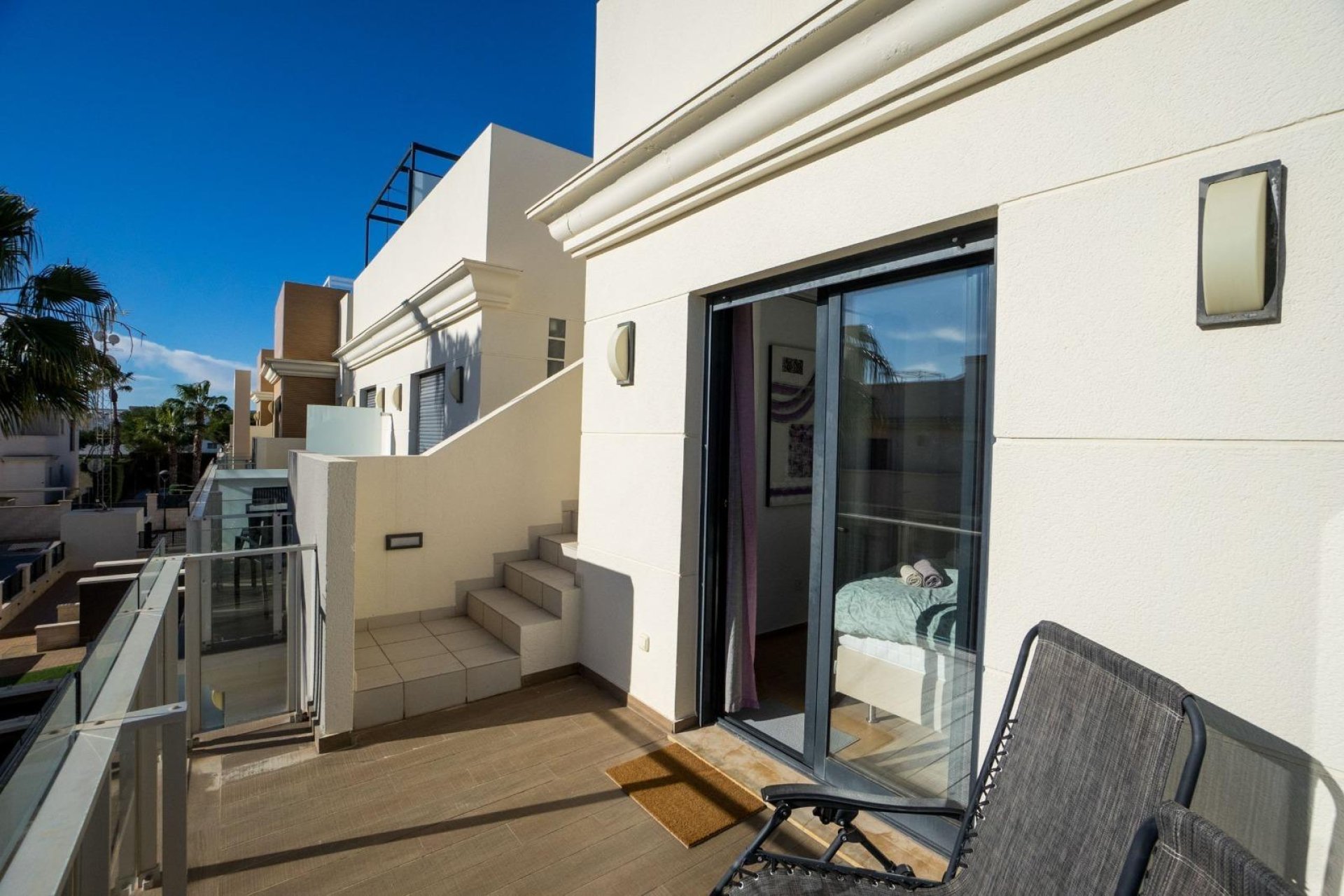 Odsprzedaż - Kamienica -
Orihuela Costa - La Zenia