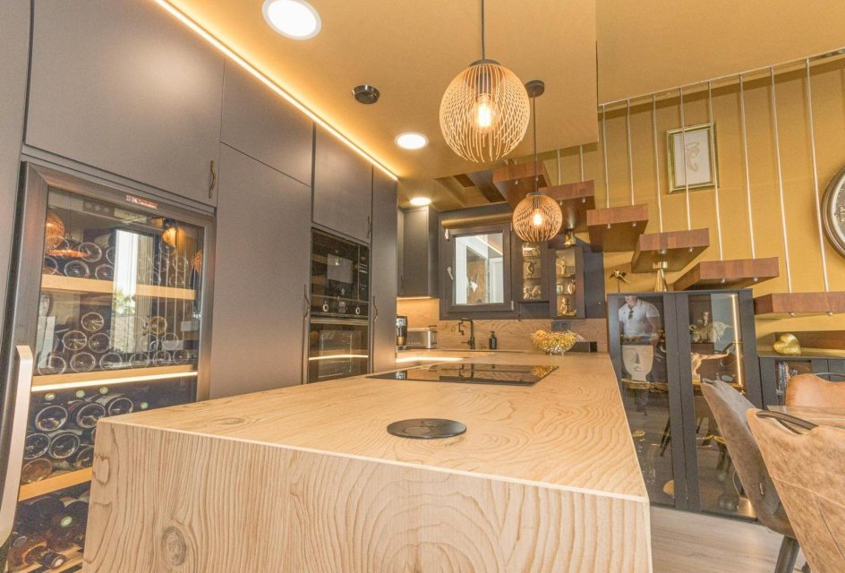 Odsprzedaż - Kamienica -
Orihuela Costa - Lomas de Cabo Roig