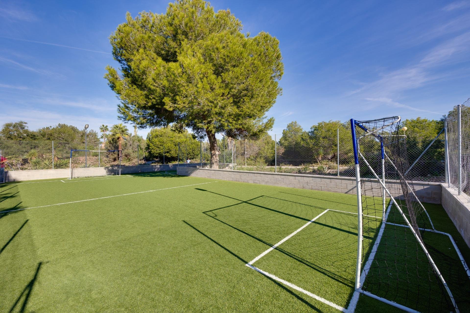 Odsprzedaż - Kamienica -
Orihuela Costa - Los Altos