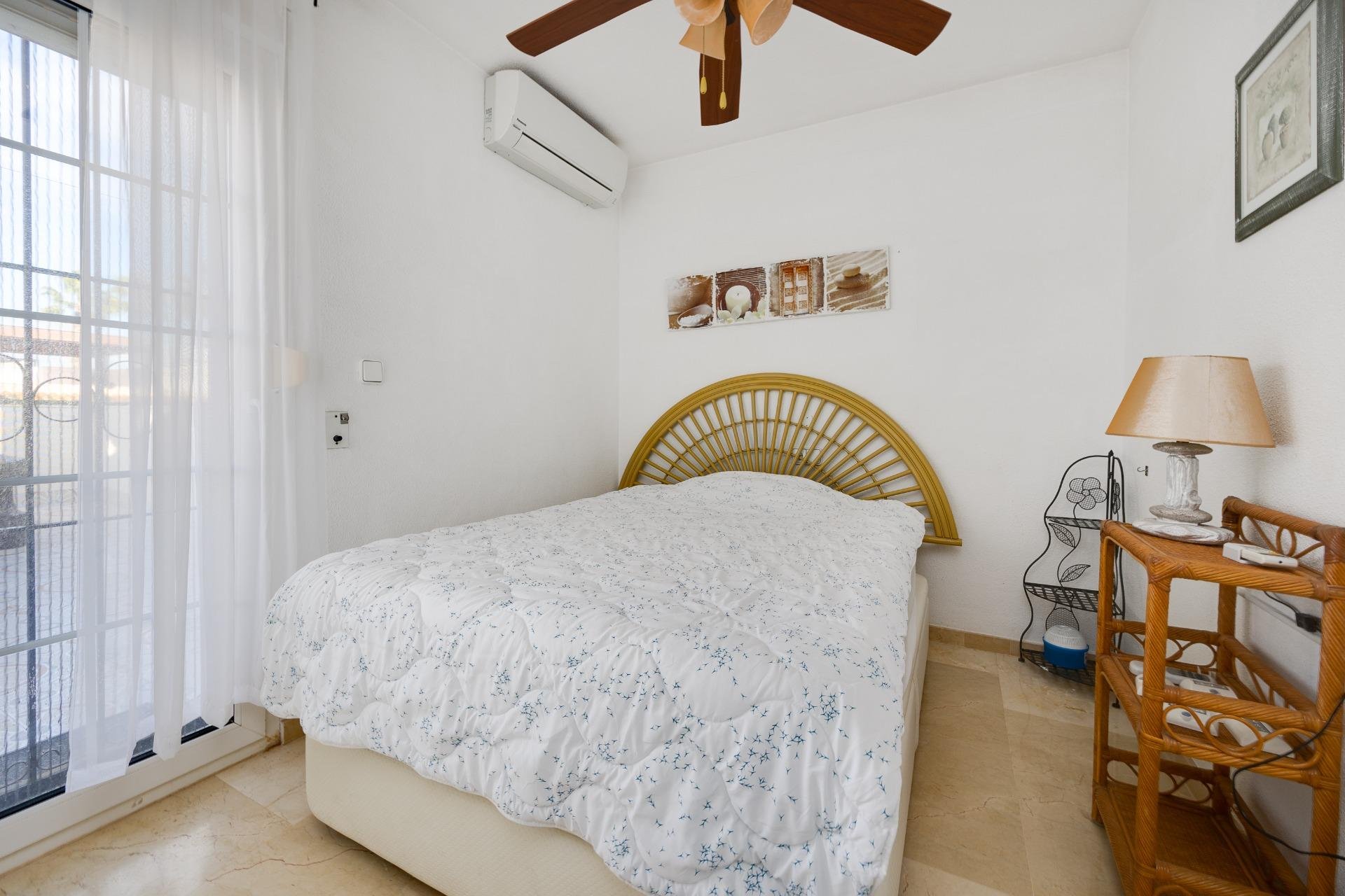 Odsprzedaż - Kamienica -
Orihuela Costa - Playa Flamenca