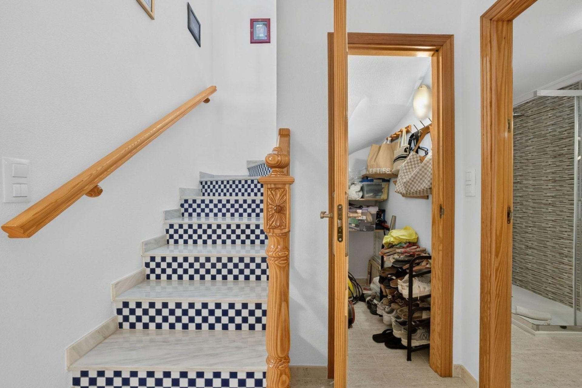 Odsprzedaż - Kamienica -
Orihuela Costa - Punta Prima
