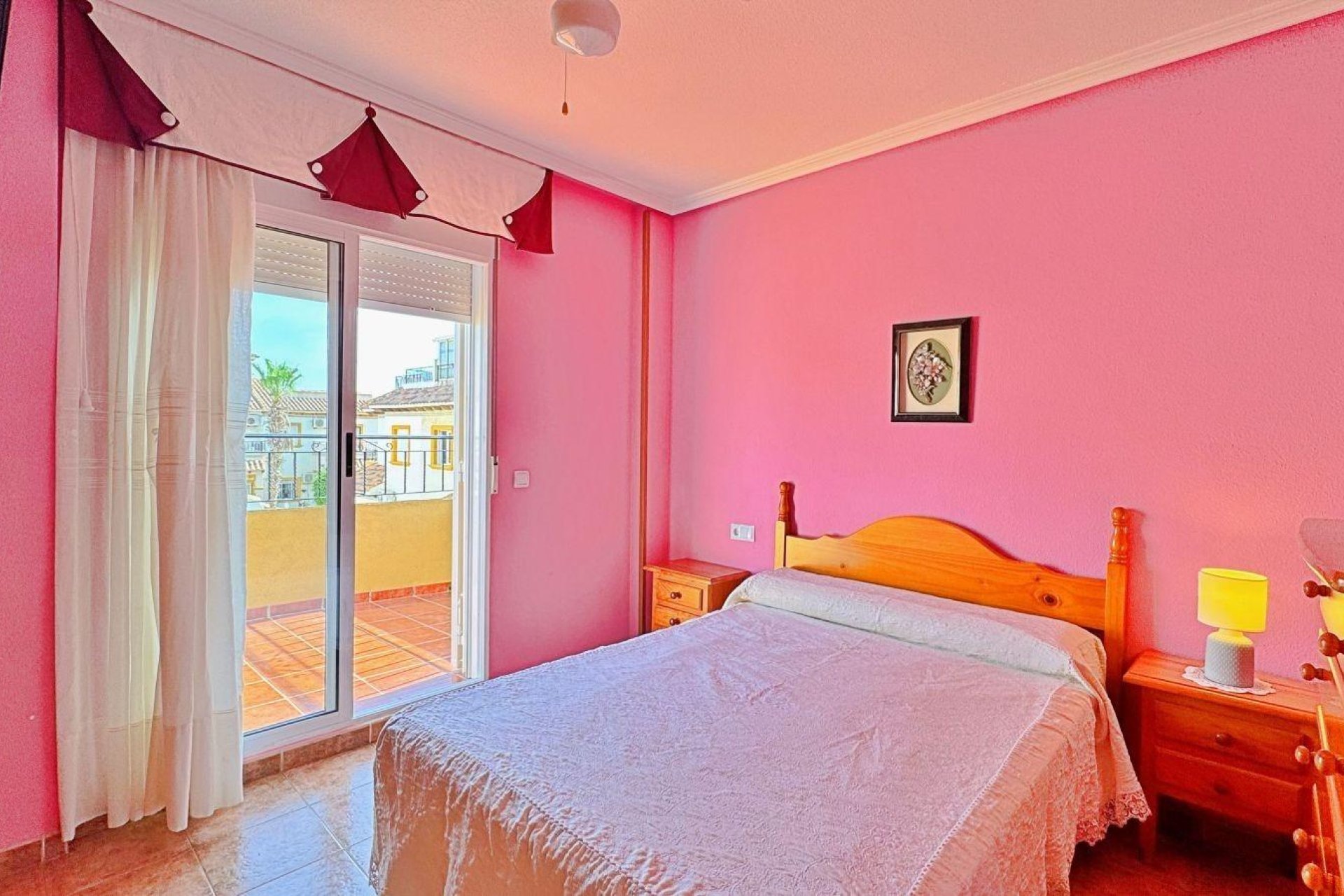 Odsprzedaż - Kamienica -
Orihuela Costa - Rocio del Mar