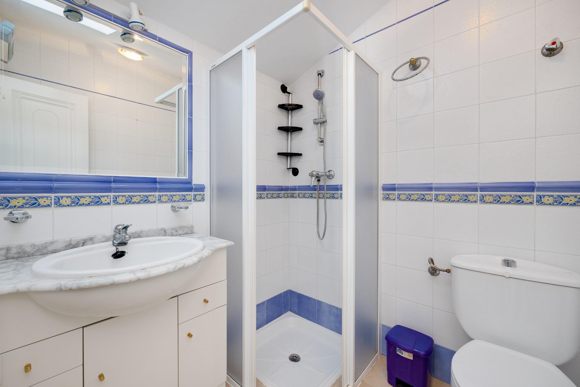 Odsprzedaż - Kamienica -
Orihuela Costa - Villamartín-Las Filipinas