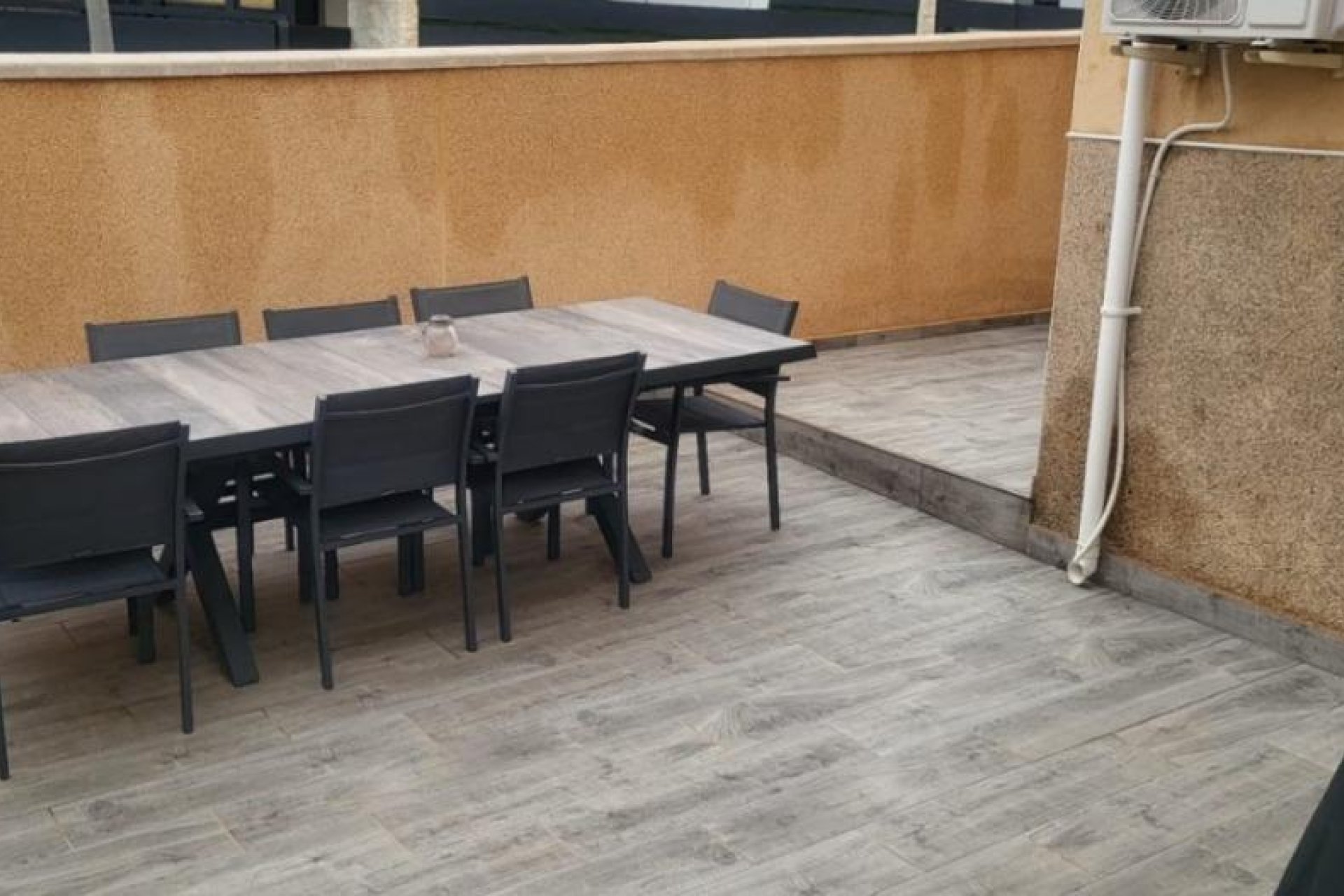 Odsprzedaż - Kamienica -
Orihuela Costa - Villamartín