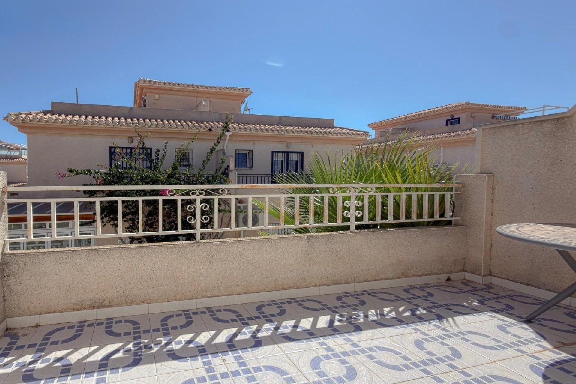 Odsprzedaż - Kamienica -
Orihuela Costa