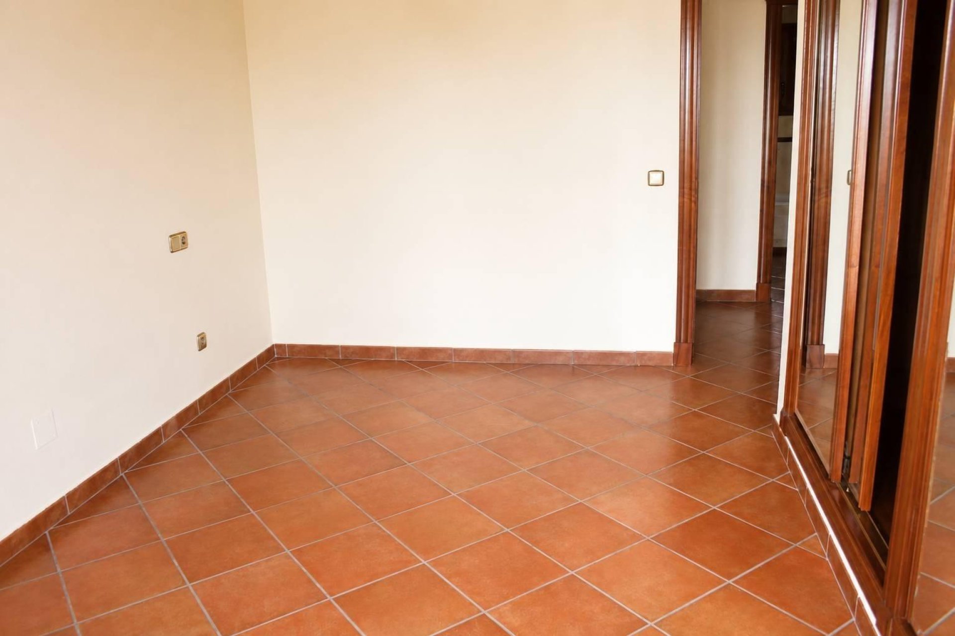 Odsprzedaż - Kamienica -
Torrevieja - Los Altos