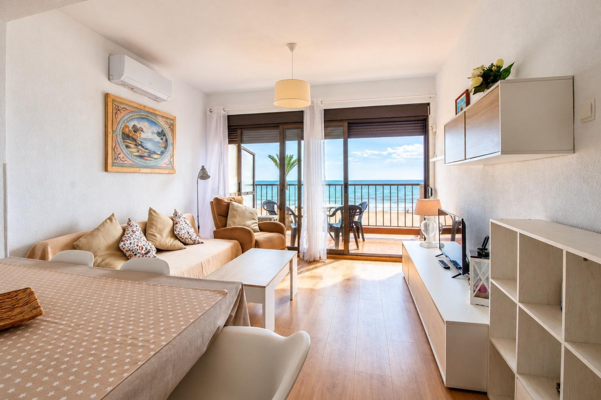 Odsprzedaż - Mieszkanie w bloku -
El Campello - Playa Muchavista